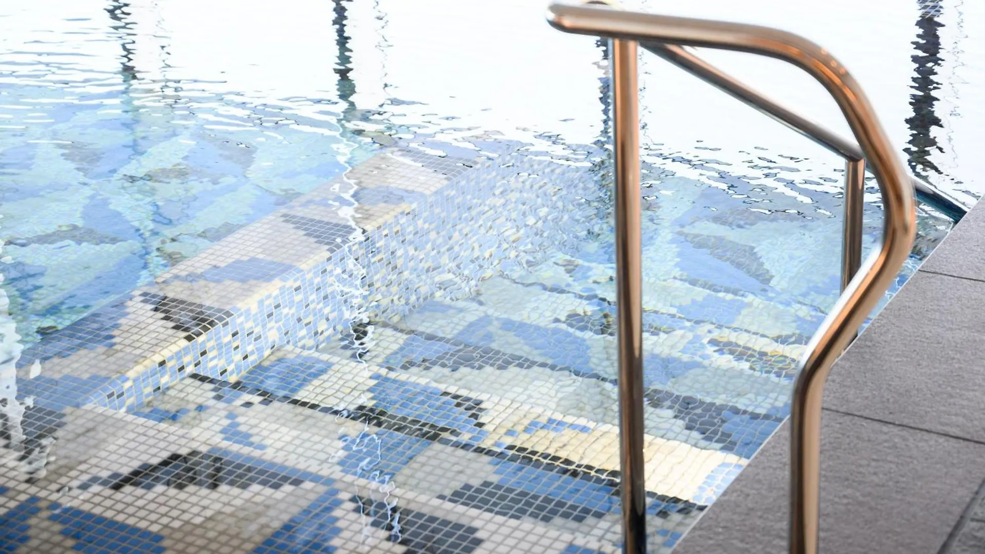 The Kahala Hotel & Resort Yokohama Yokohama  Yokohama (Kanagawa)